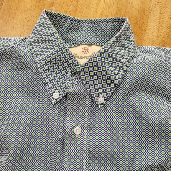 Wrangler geometric pattern size large - Picture 1 of 7